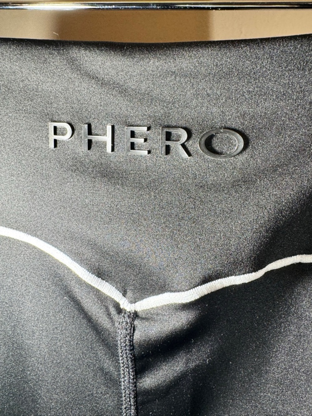PHERO Black High Waist Leggings Heart Stitch Detail Size Small Workout Gym - Picture 3 of 6